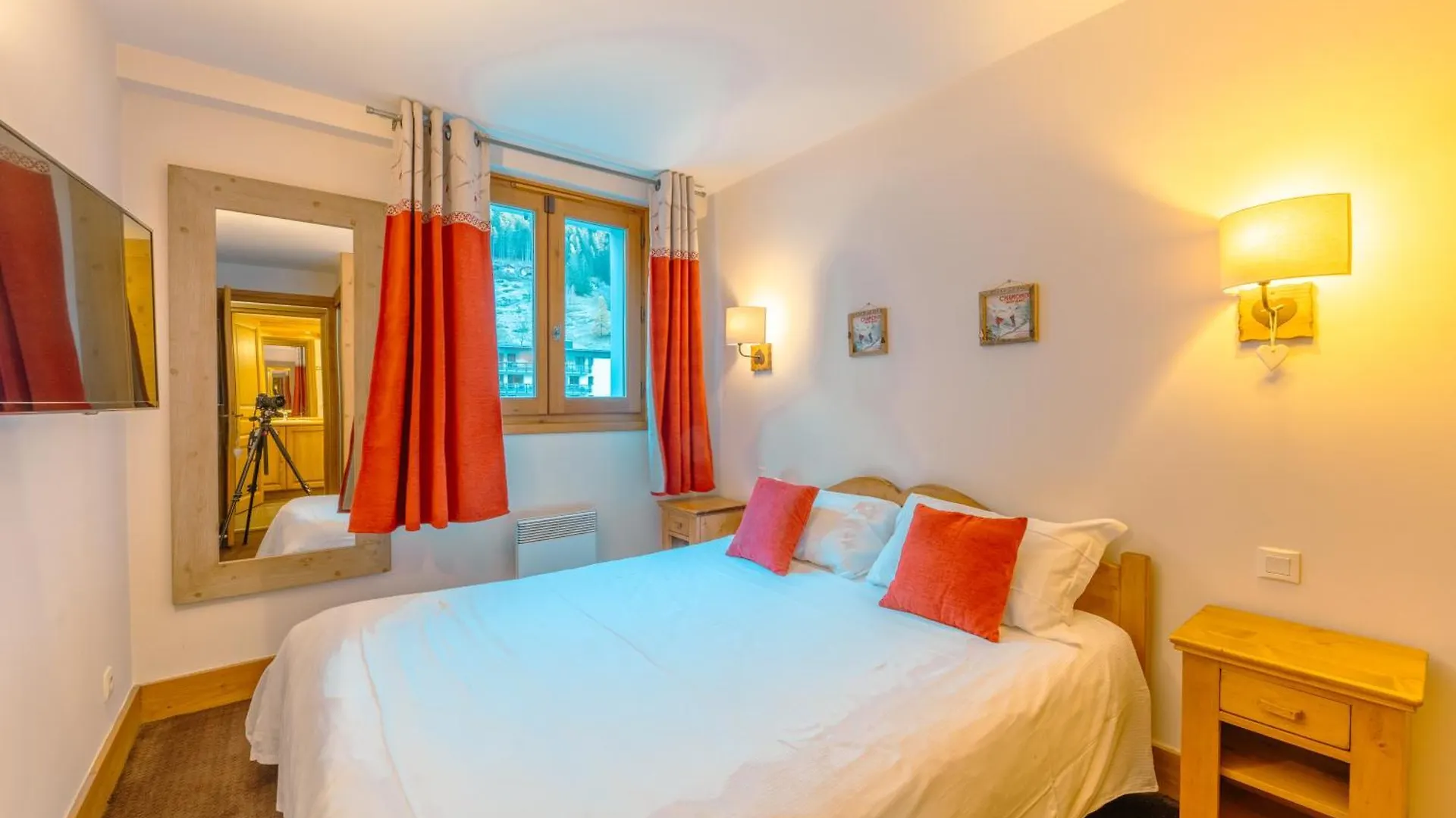 Vallorcine Apartments - Happy Rentals