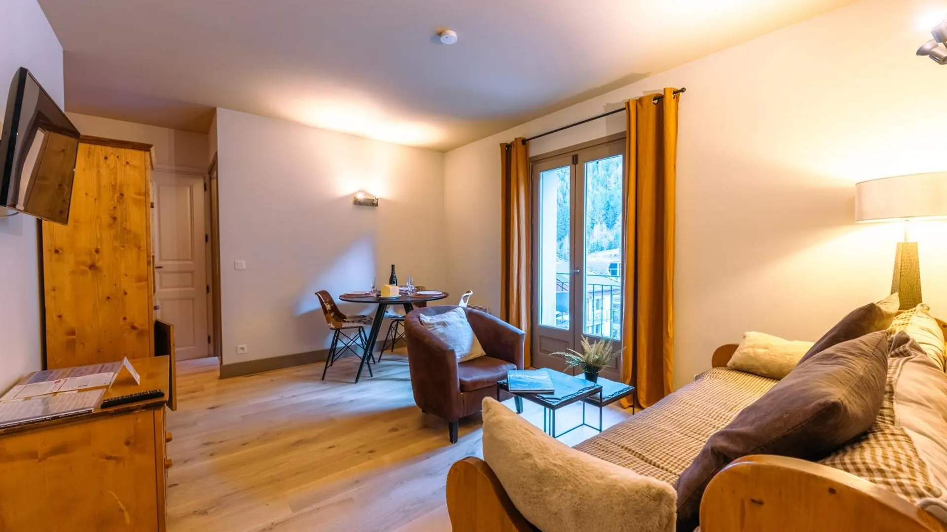 Vallorcine Apartments - Happy Rentals