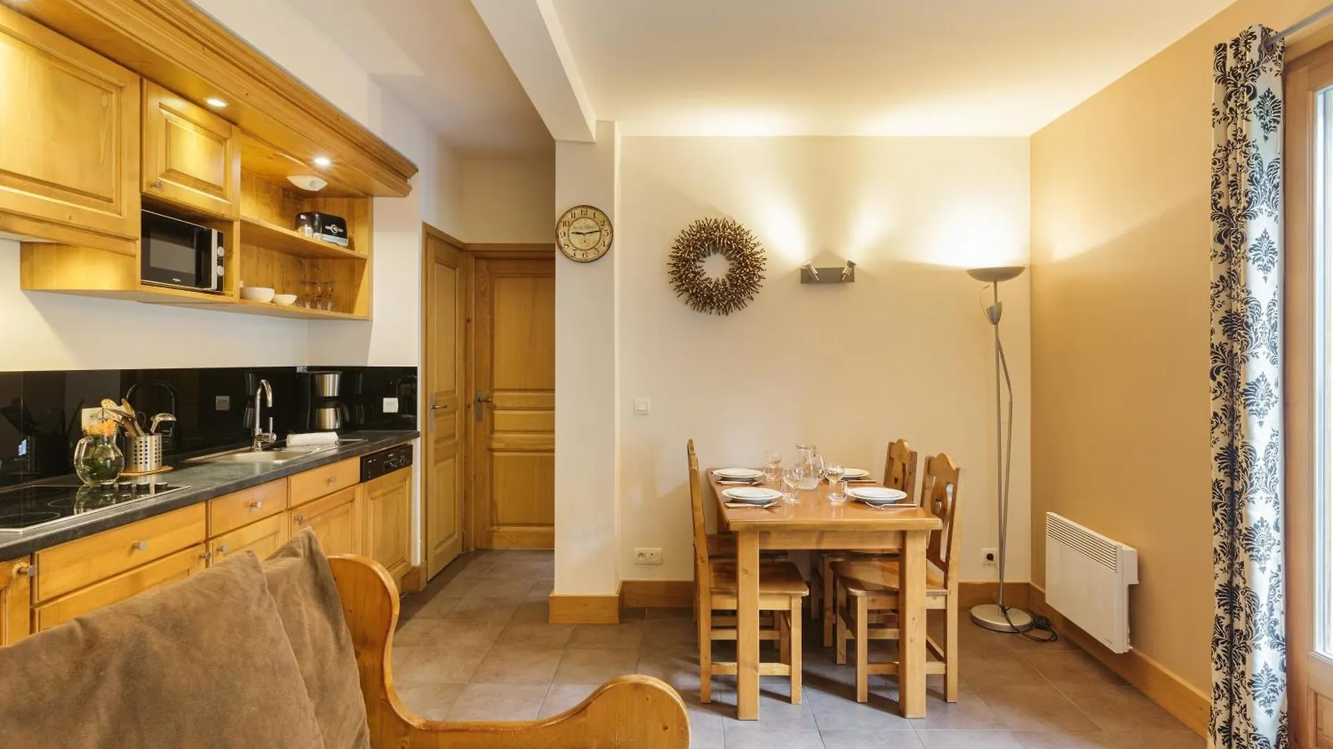 Vallorcine Apartments - Happy Rentals