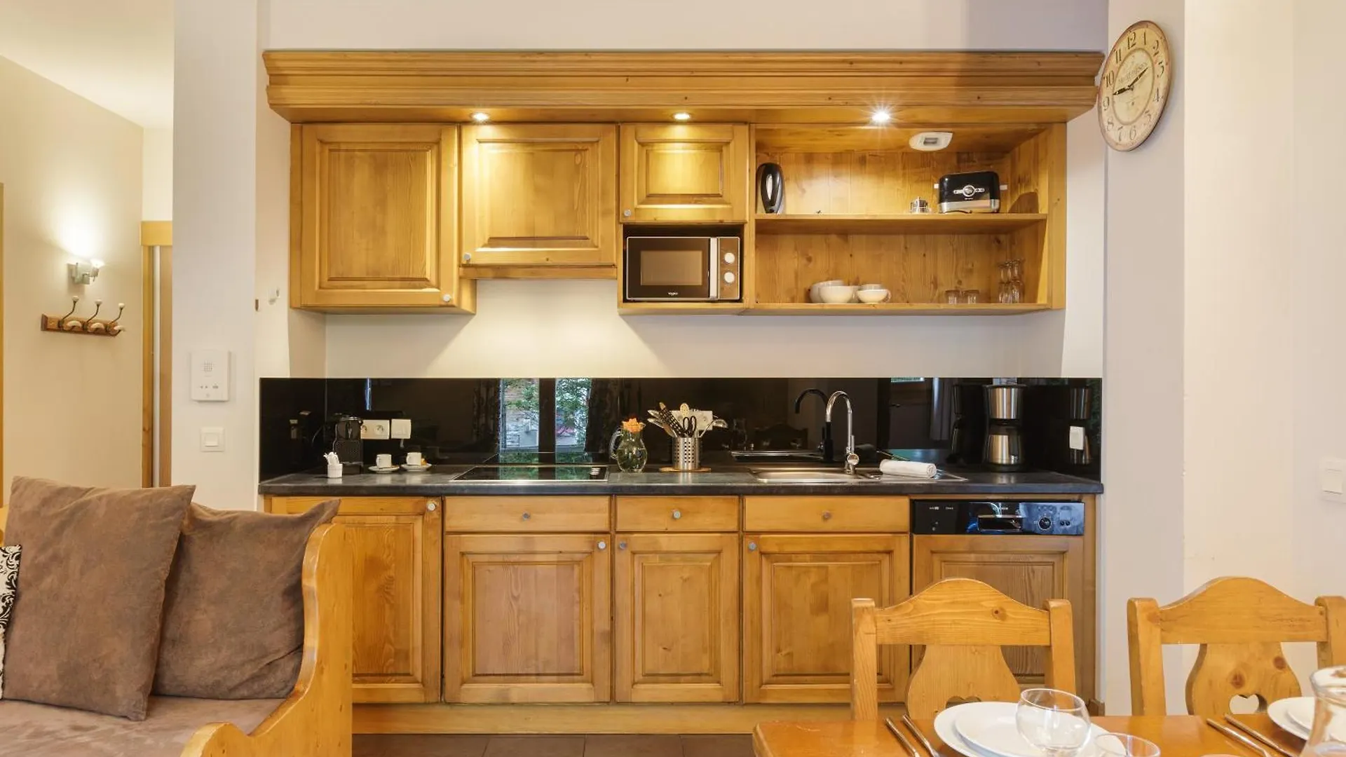 Vallorcine Apartments - Happy Rentals France