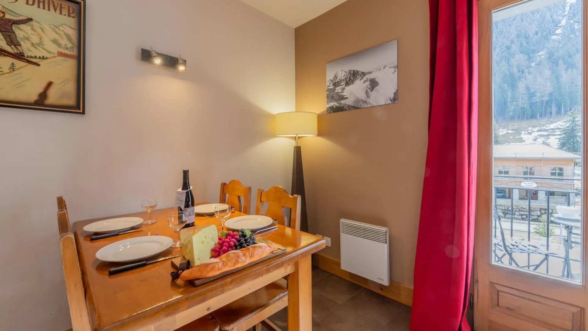 Vallorcine Apartments - Happy Rentals
